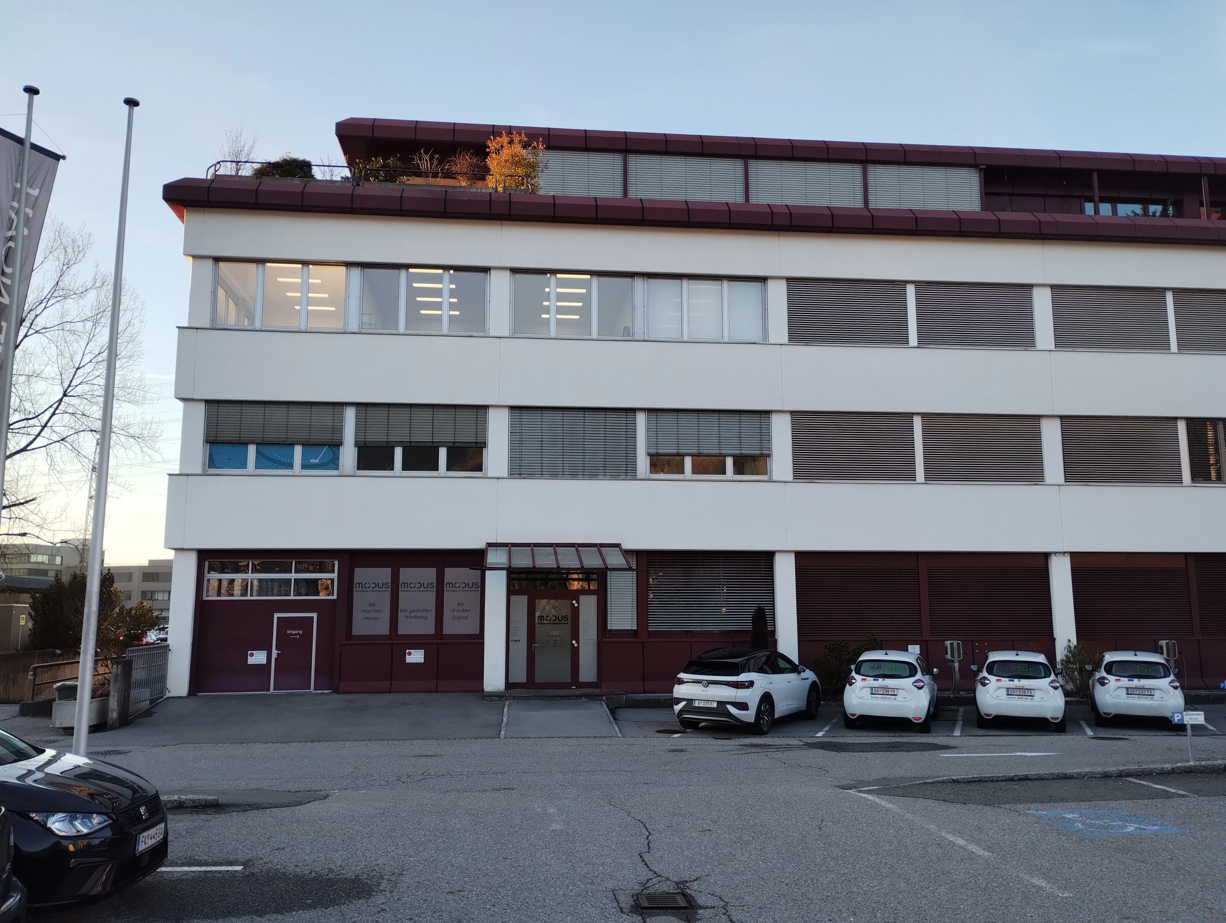 MO Energy Systems PV-Pure Fassadenset, vertikaler Aufbau, Modul mit 35 mm Rahmen - Image 4