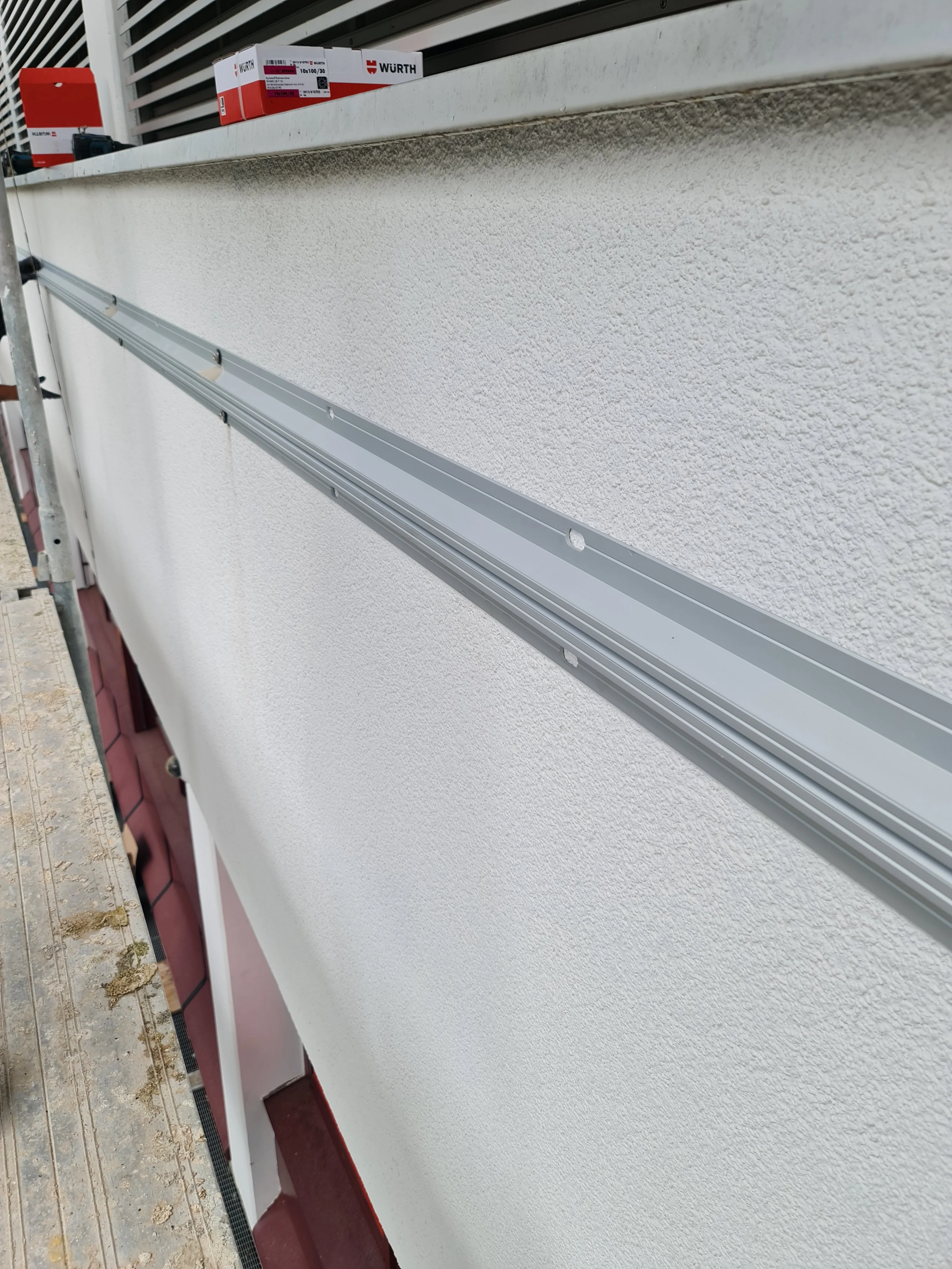 MO Energy Systems PV-Pure Fassadenset, horizontaler Aufbau, rahmenloses Modul - Image 4