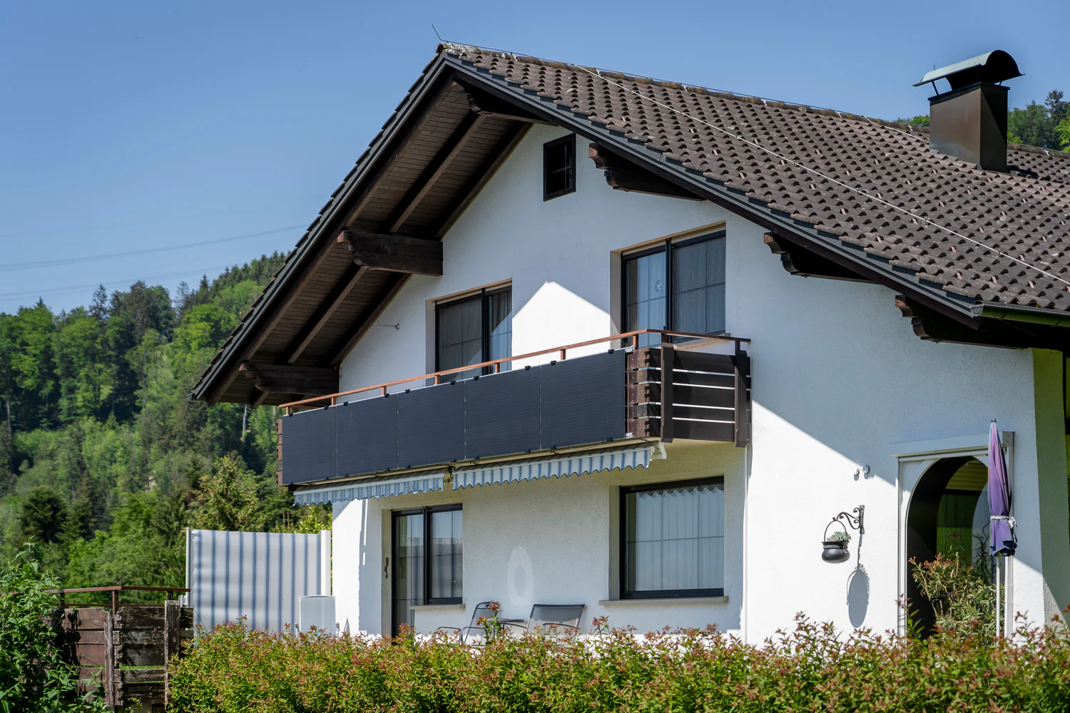 MO Energy Systems PV-Rail Fassadenset, vertikaler Aufbau, Modul mit 35 mm Rahmen - Image 3